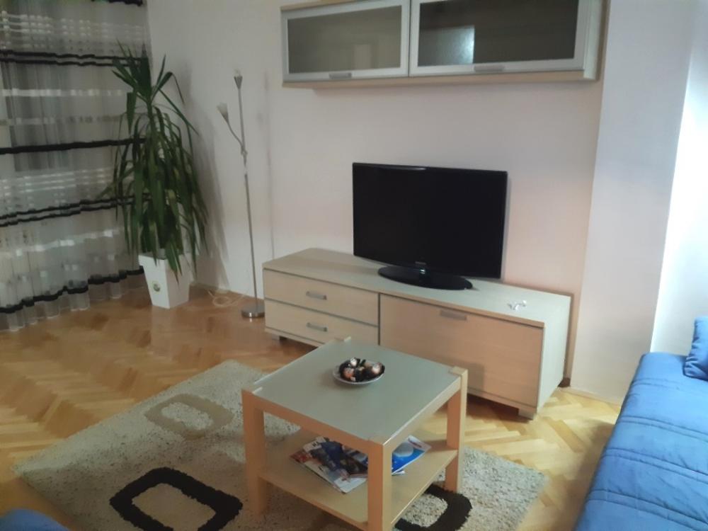 Slika 1 - Dvosoban stan na Bulevaru Nemanjića